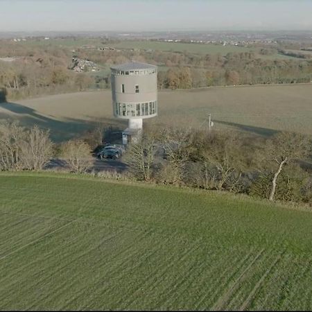 Luxury Converted Water Tower In Flockton Villa Emley Exterior photo